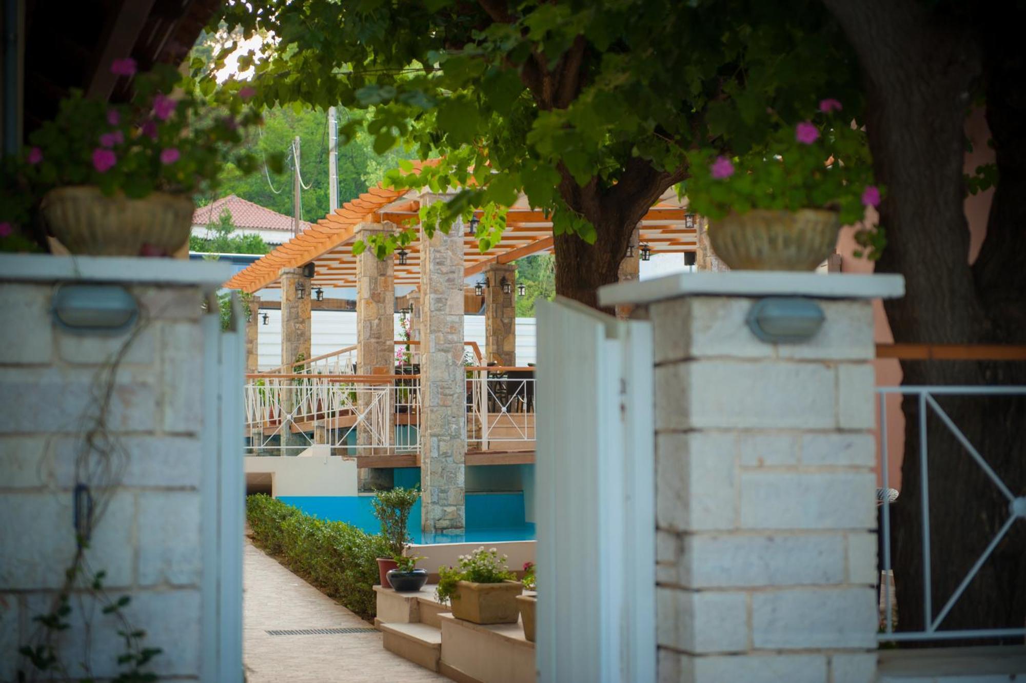 Neda Hotel Олимпия Экстерьер фото